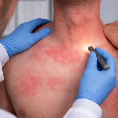 Consulta médica para diagnóstico